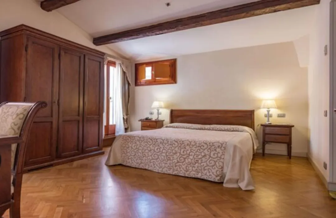 Hotel Dell'Opera-1