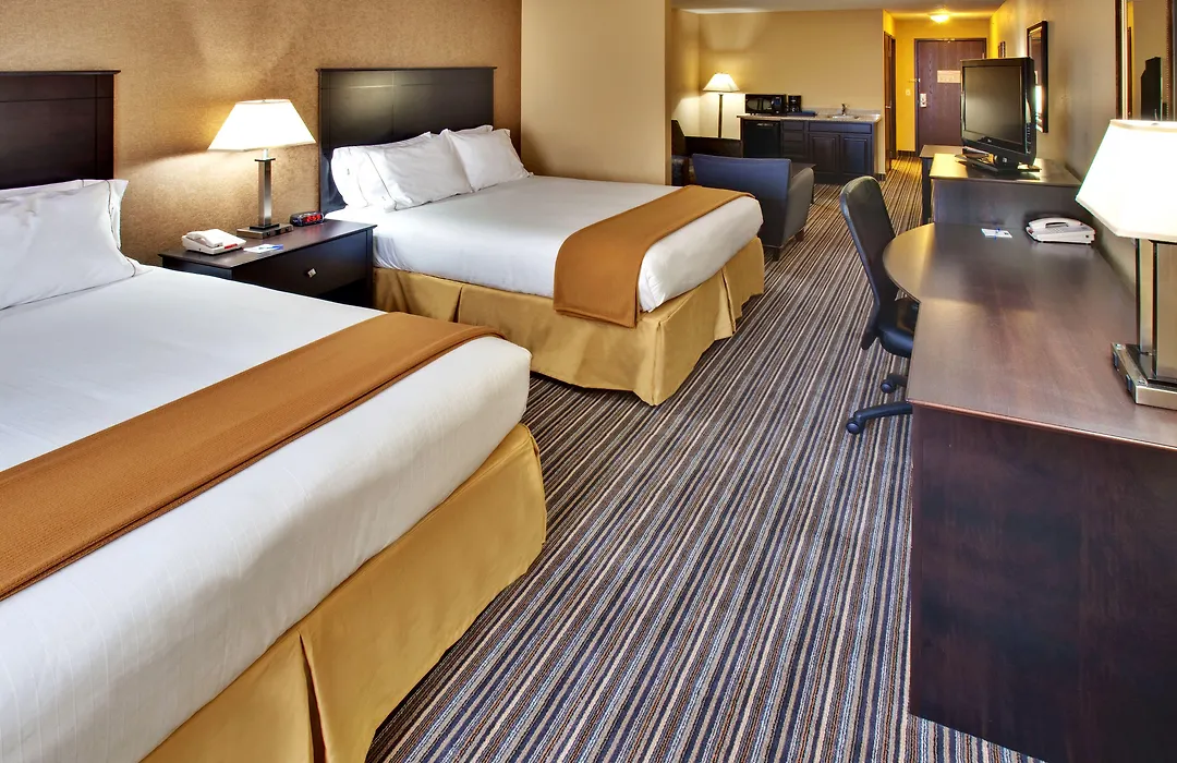 Holiday Inn Express Hotel & Suites Council Bluffs - Convention Center Area By Ihg-1