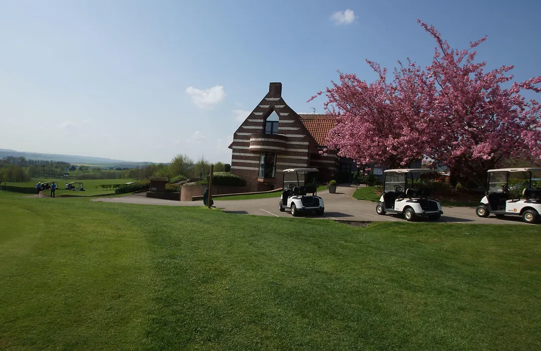 Hotel Du Golf-1