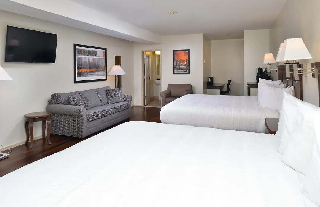 Grand Eastonian Hotel & Suites-1