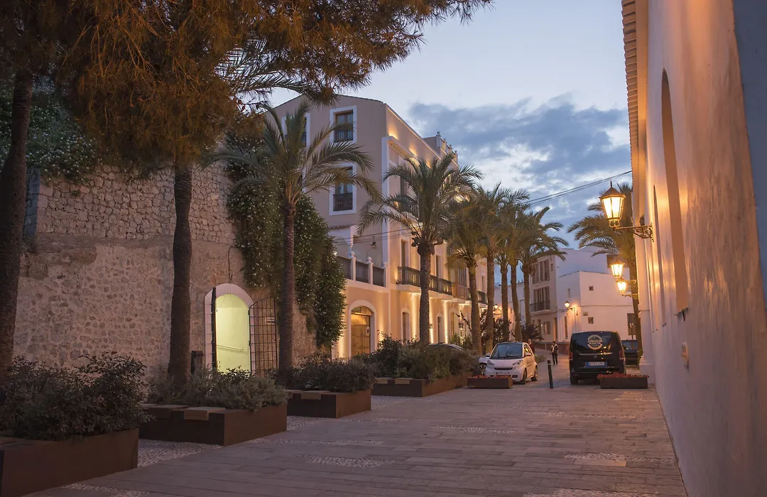 Mirador De Dalt Vila-Relais & Chateaux-1
