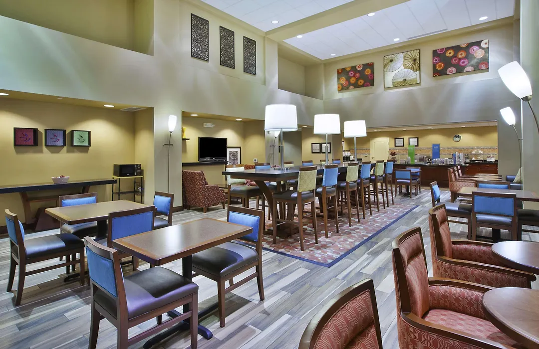 Hampton Inn & Suites Wichita-Northeast-1