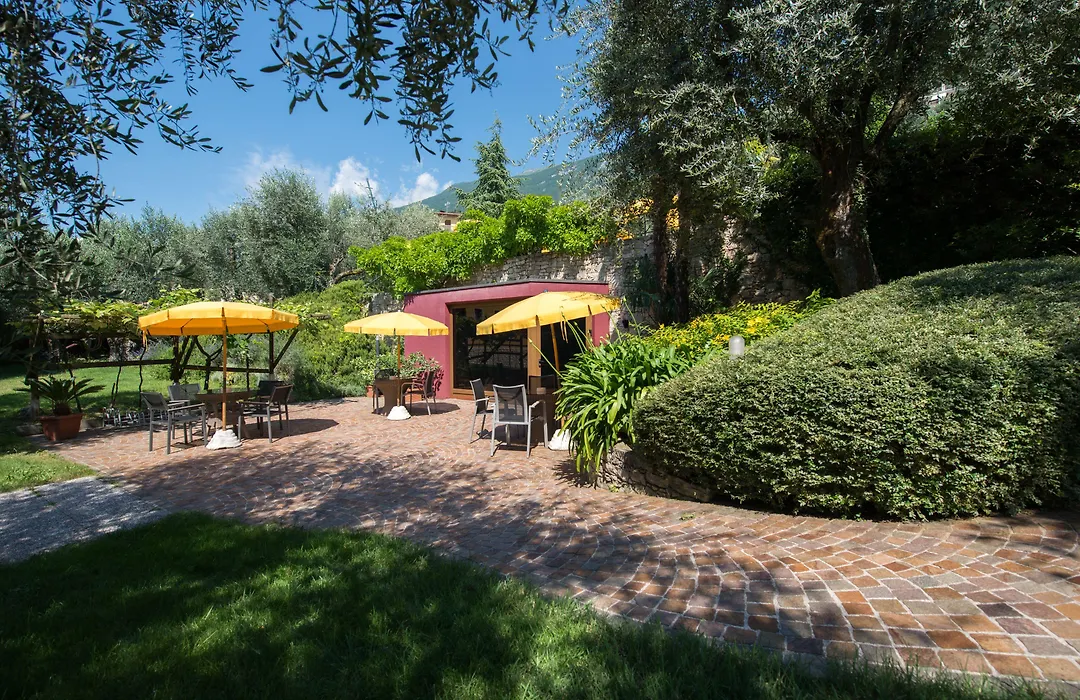 Hotel Catullo-1