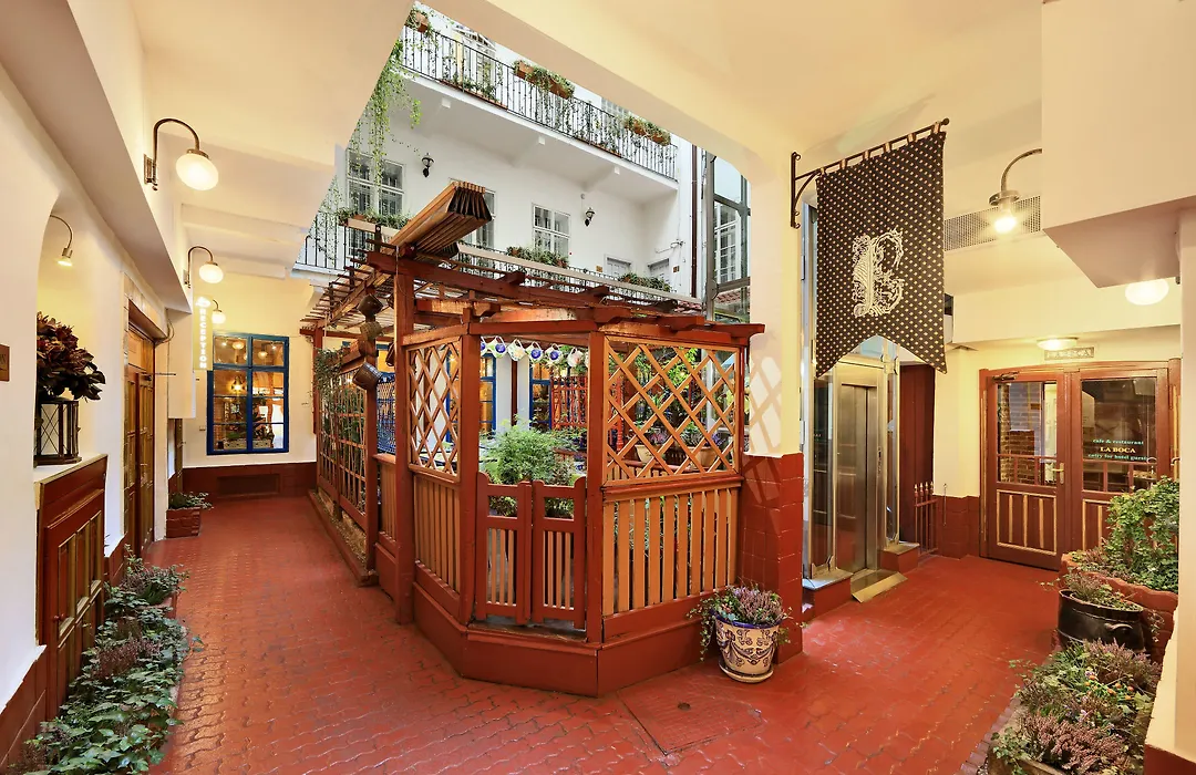 Hotel Salvator-1