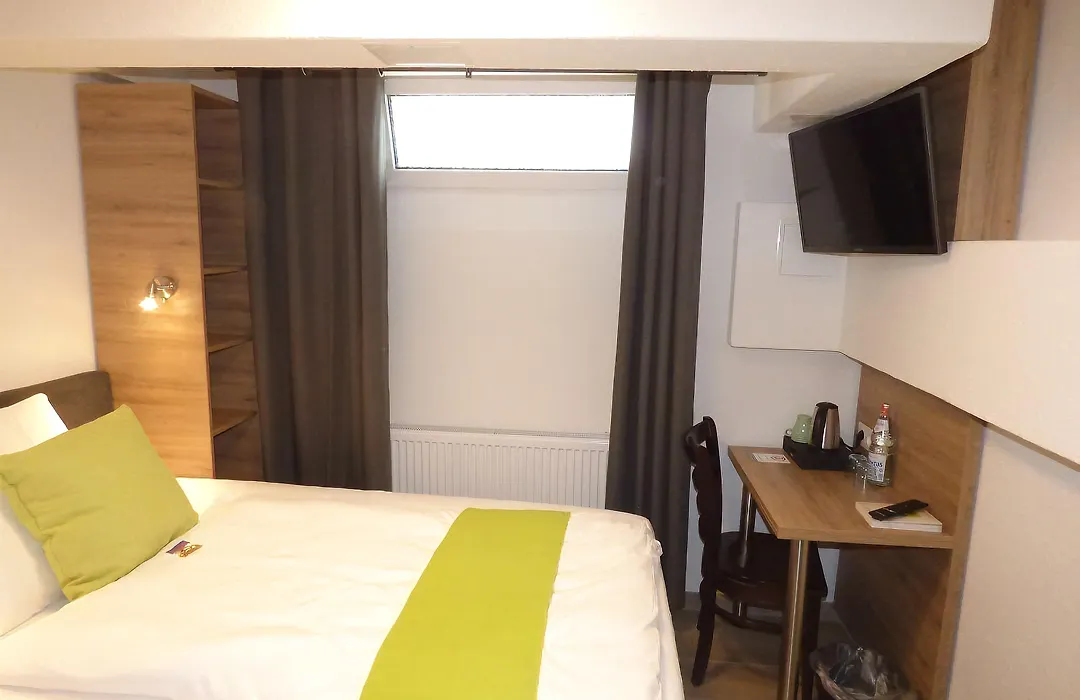 Hotel Art Inn Dinslaken-1