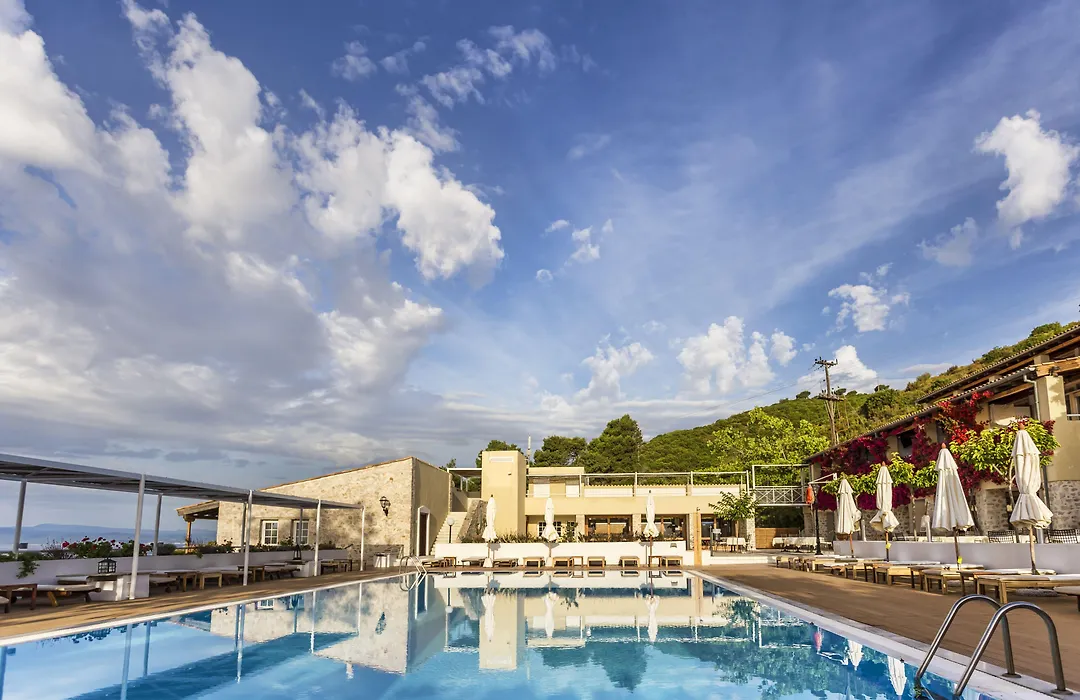 Atrium Hotel-1