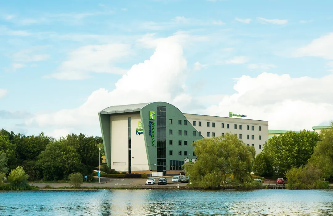 Holiday Inn Express Tamworth By Ihg-1