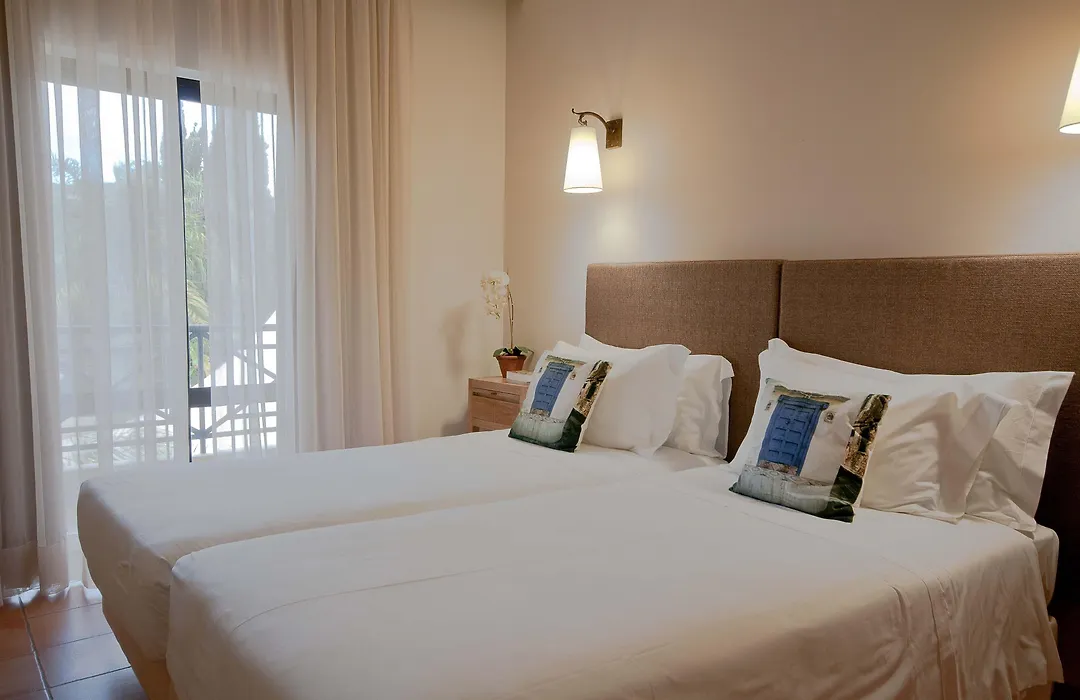 Hotel Parque das Laranjeiras-1