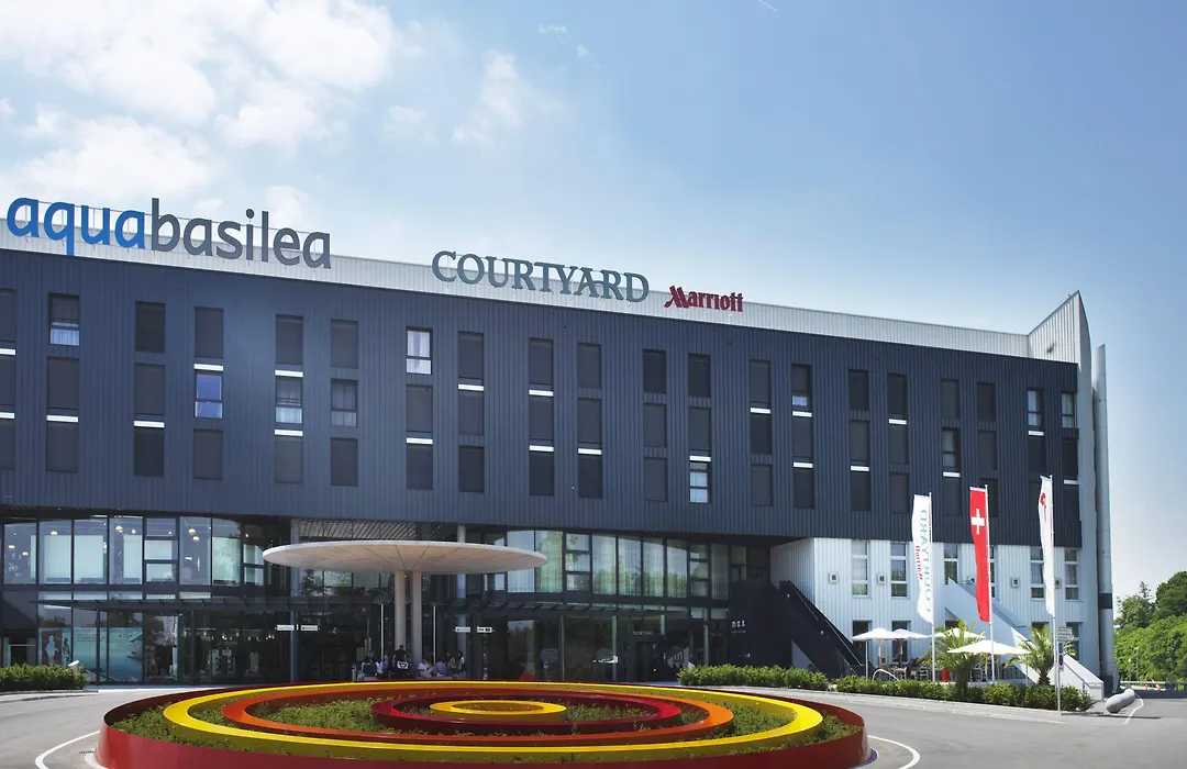 Courtyard By Marriott Basel-1