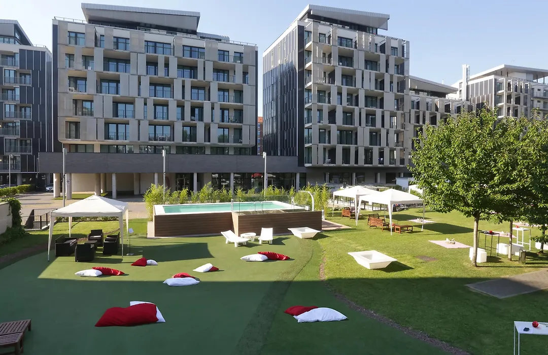 Ramada Plaza By Wyndham Milano-1