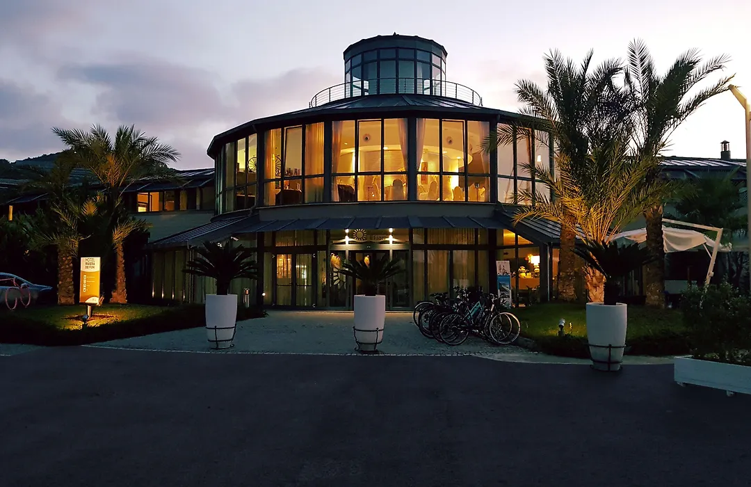 Hotel Riviera Dei Fiori-1