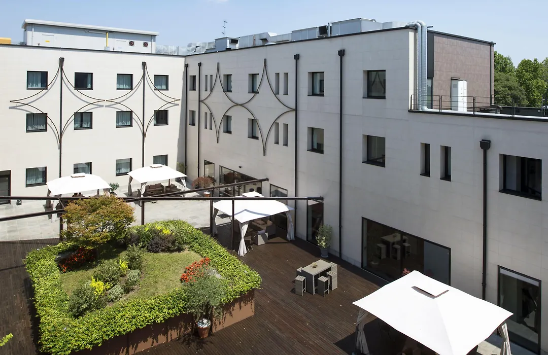 Neo Hotel-1