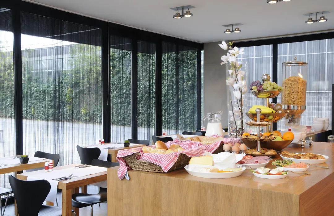 Hotel Corbie Lommel-1