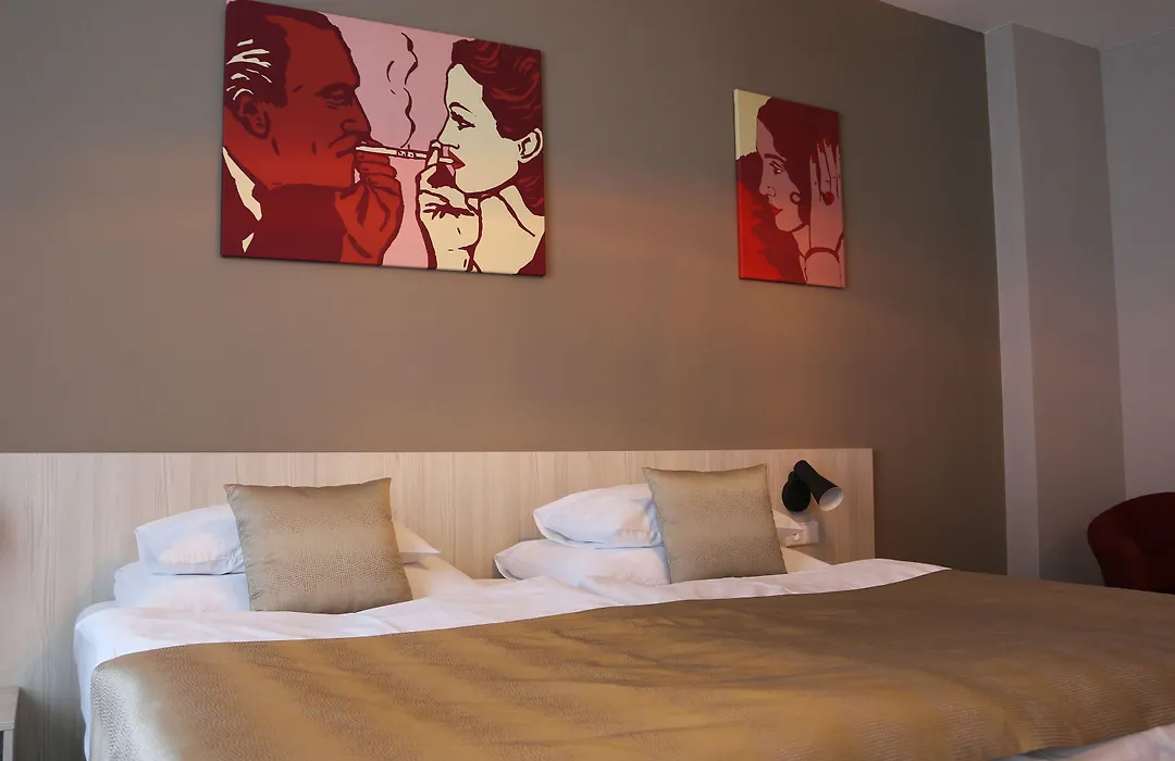 1.Republic Hotel-1