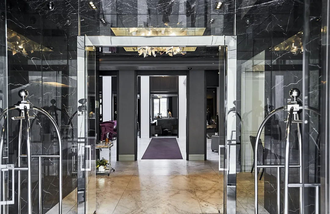 Queen Victoria Hotel By Newmark-1
