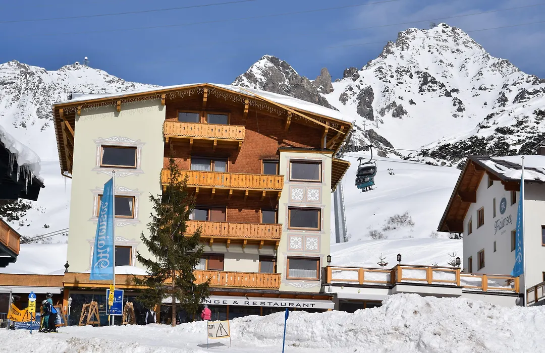 Hotel Maiensee-1