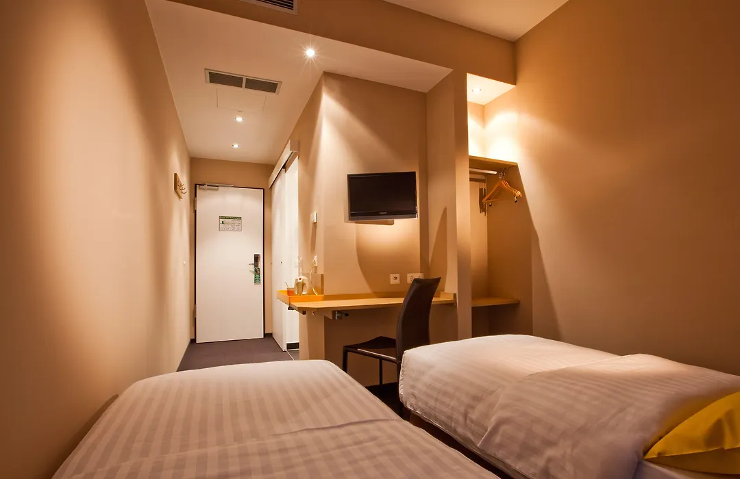 B&B Hotel München-Moosach-1