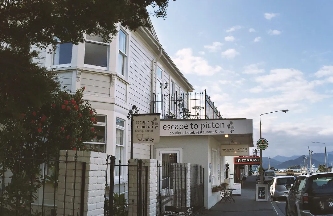 Escape To Picton Boutique Hotel-1