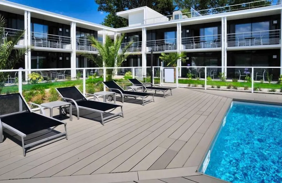 Hotel Eden Park Pau Est, avec Piscine-1