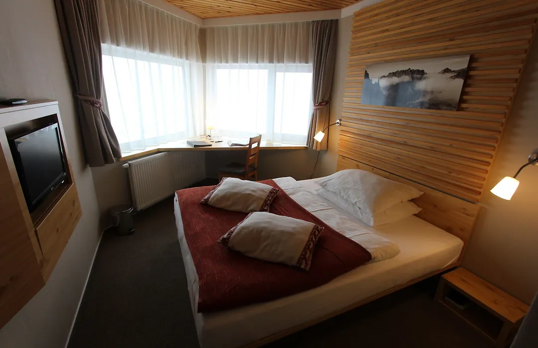 Horsky Hotel Sliezsky Dom-1