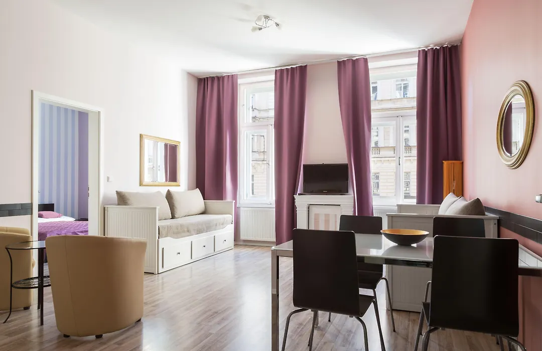 Royal Court Legerova-1