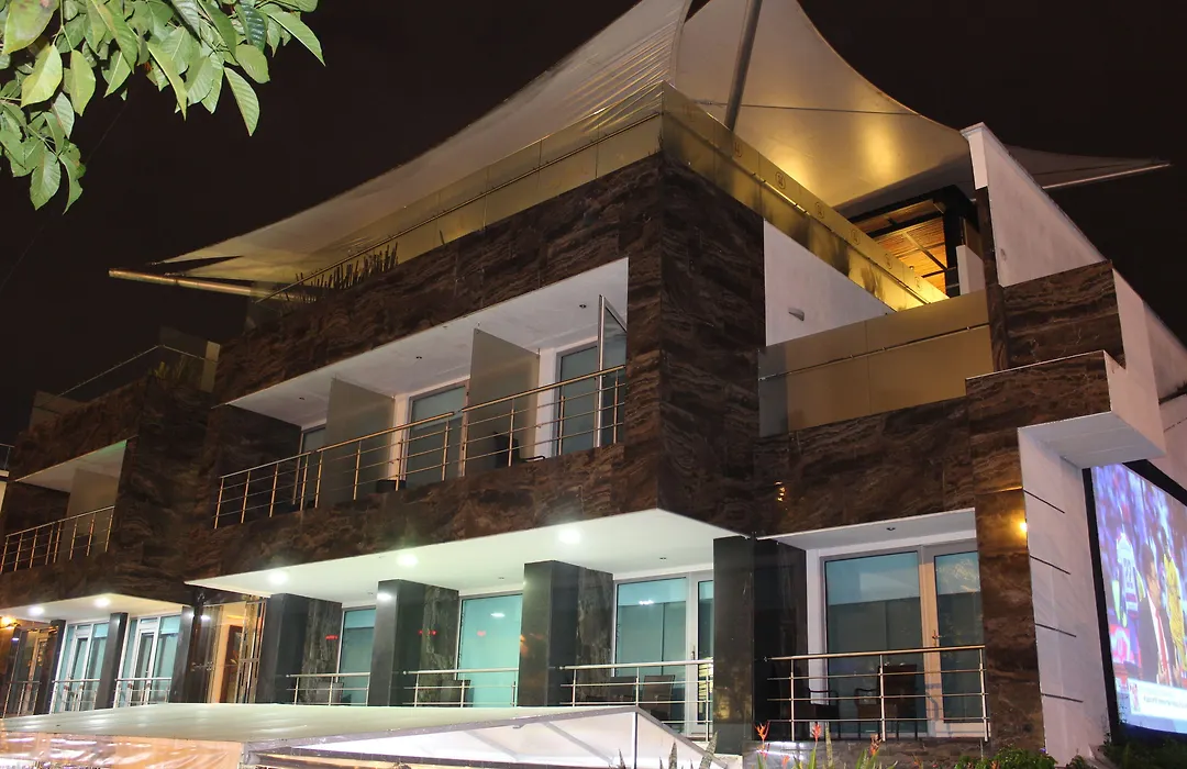 Zi One Luxury Hotel-1