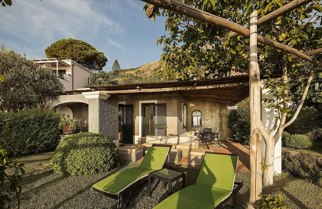 Tenuta Del Poggio Antico-1