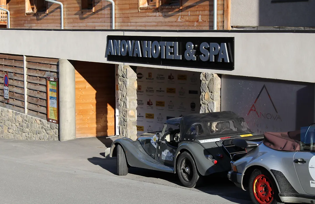 Anova Hotel & Spa-1
