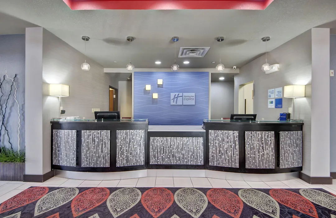 Holiday Inn Express And Suites Oklahoma City North By Ihg-1