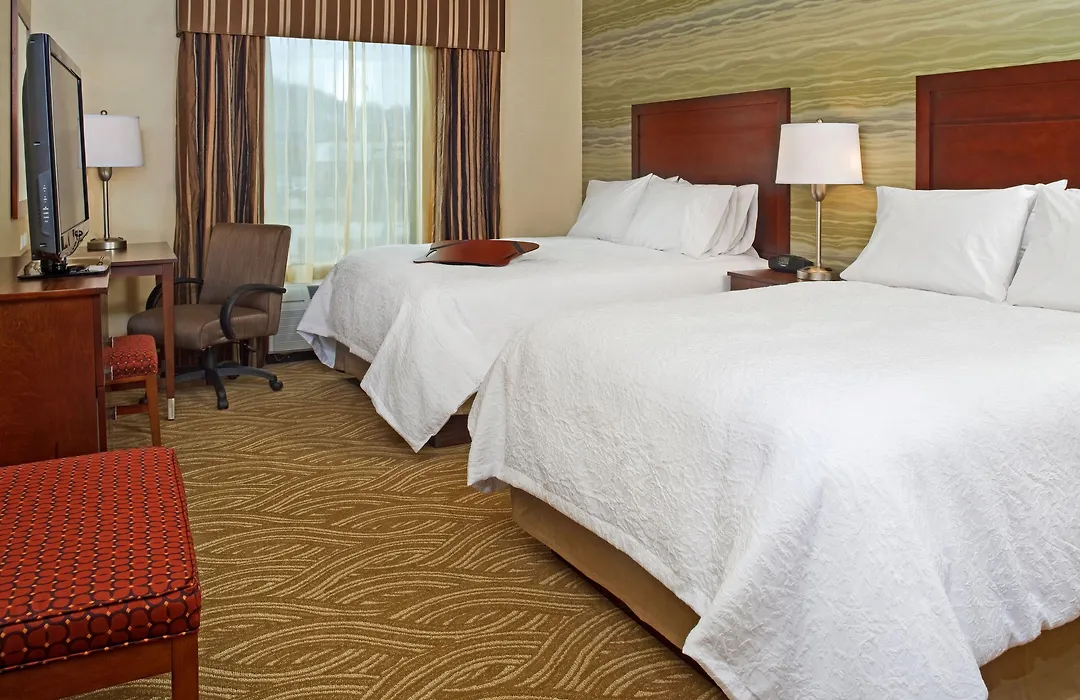 Hampton Inn & Suites Pittsburgh Waterfront West Homestead-1