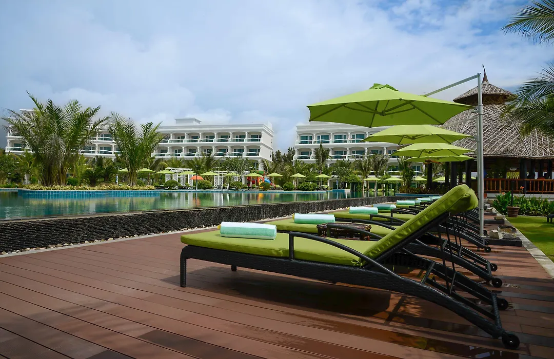 The Sailing Bay Beach Resort-1