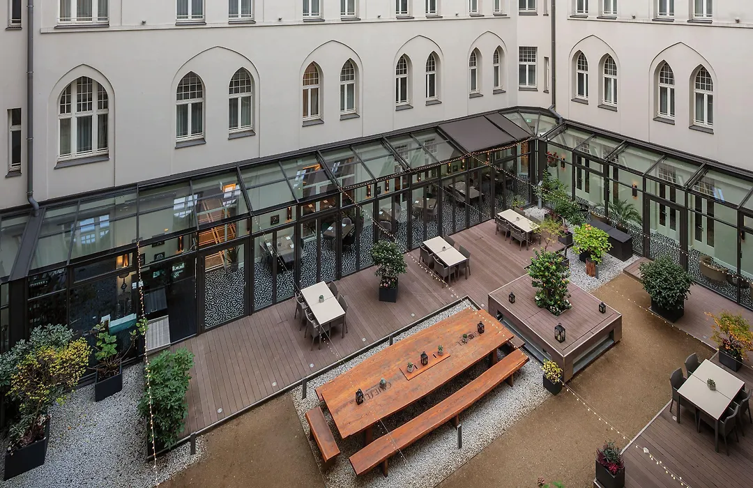 Roomers Berlin Steinplatz, Autograph Collection-1