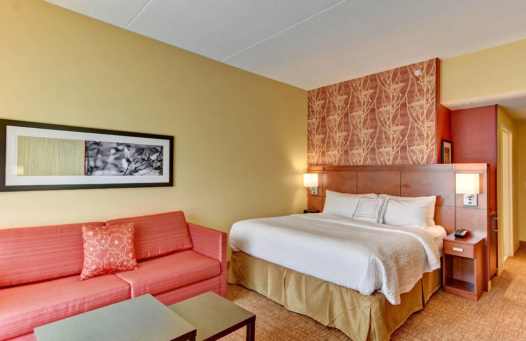 Courtyard By Marriott Bridgeport Clarksburg-1