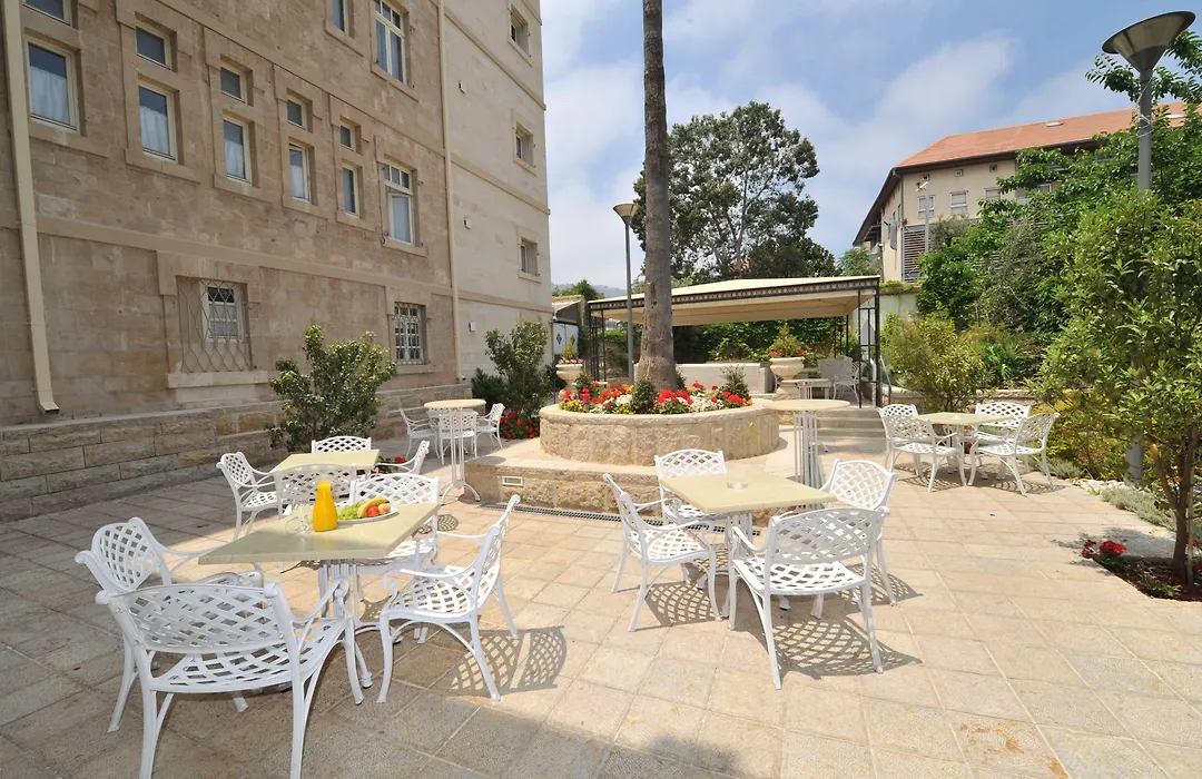 The Colony Hotel-1