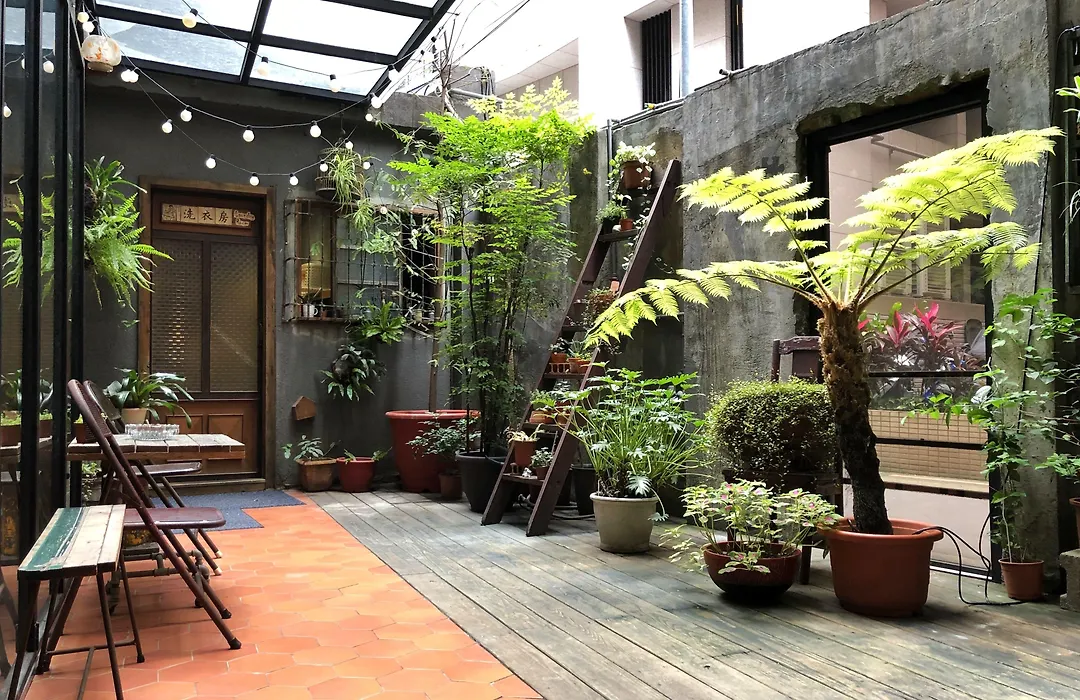 Cho Hotel-1