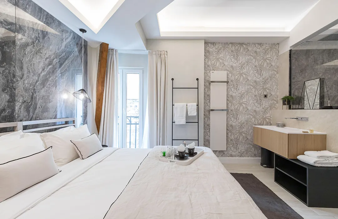 Le Dortoir Boutique Suites-1