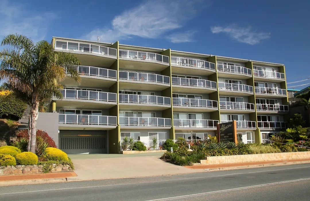 Albacore Apartments-1