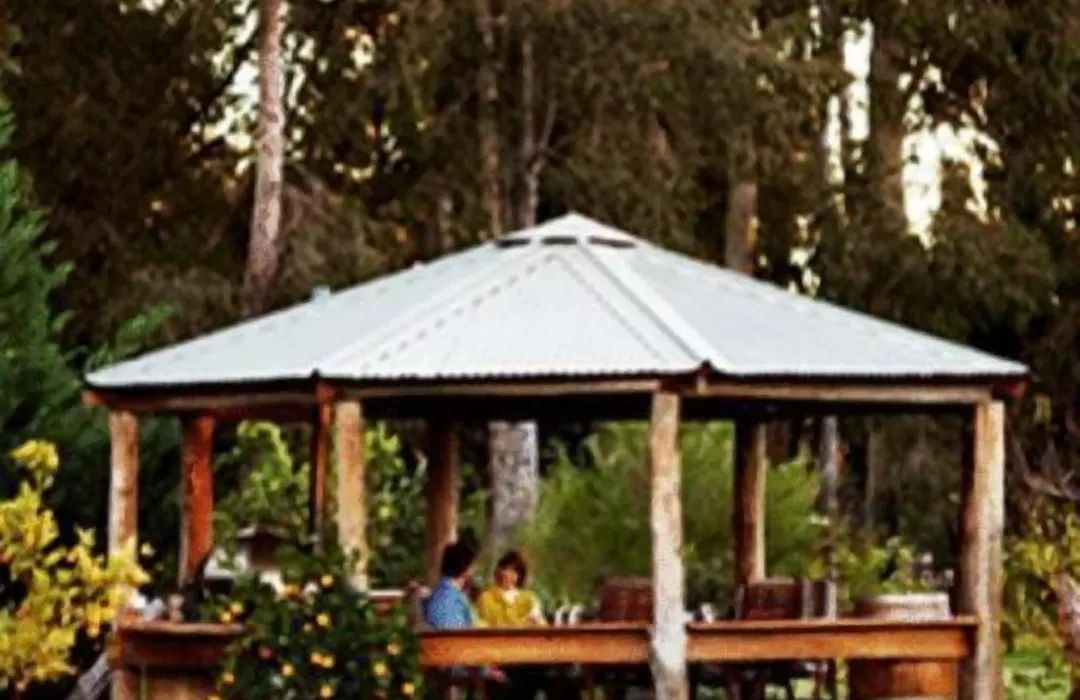 Lazy River Boutique Bed & Breakfast-1