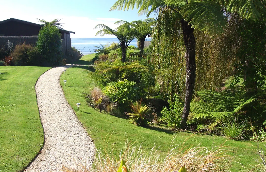 Adrift In Golden Bay- Absolute Beachfront Villas (Adults Only)-1