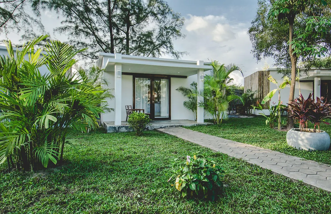 Sahaa Beach Resort-1