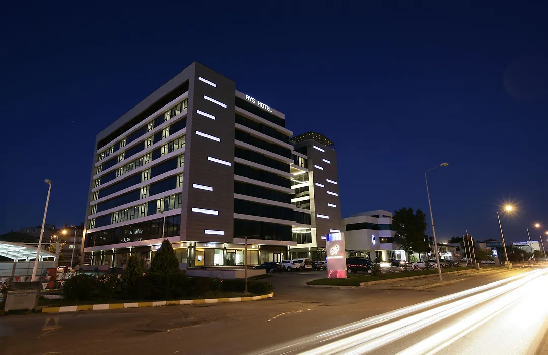 Rys Hotel-1