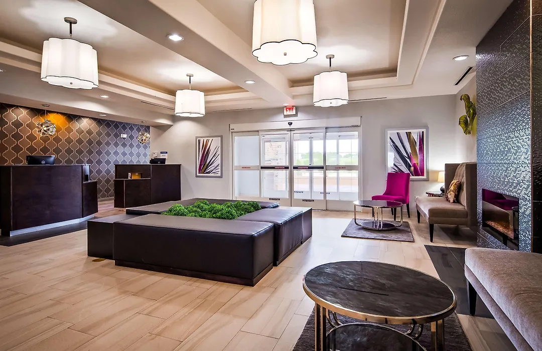 Best Western Plus Dilley Inn & Suites-1