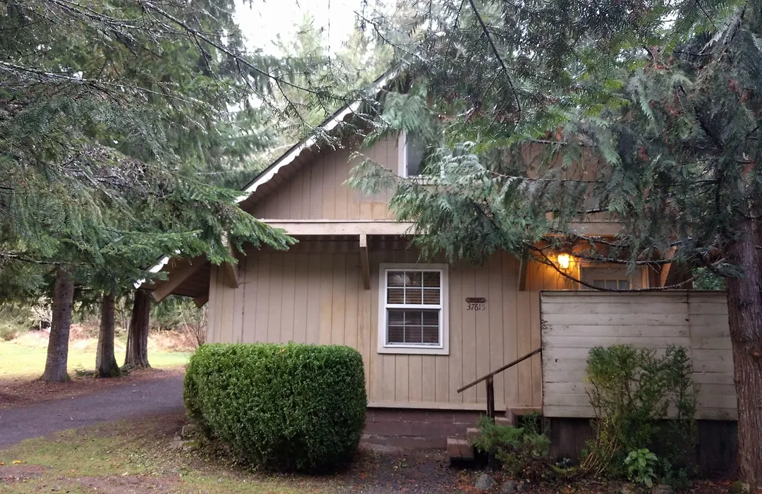 Alexander'S Lodge-1