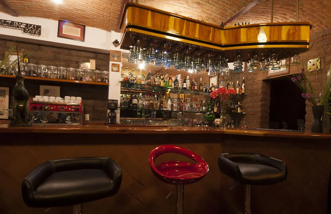Paradise Hotel Boutique & Lounge-1