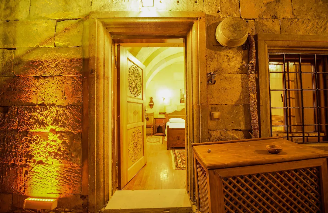 Vineyard Cave Hotel-1