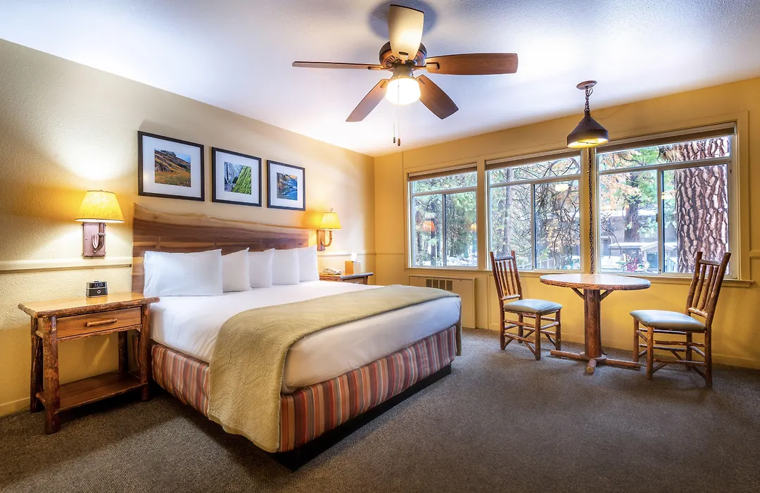Yosemite Valley Lodge-1