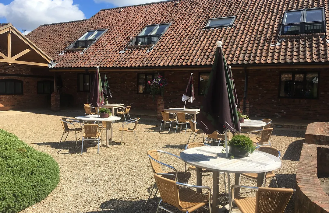 Hall Farm Hotel And Restaurant-1