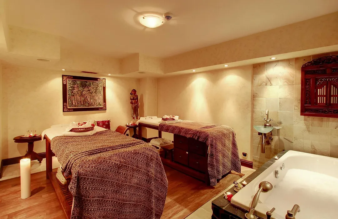 Alchymist Grand Hotel And Spa-1