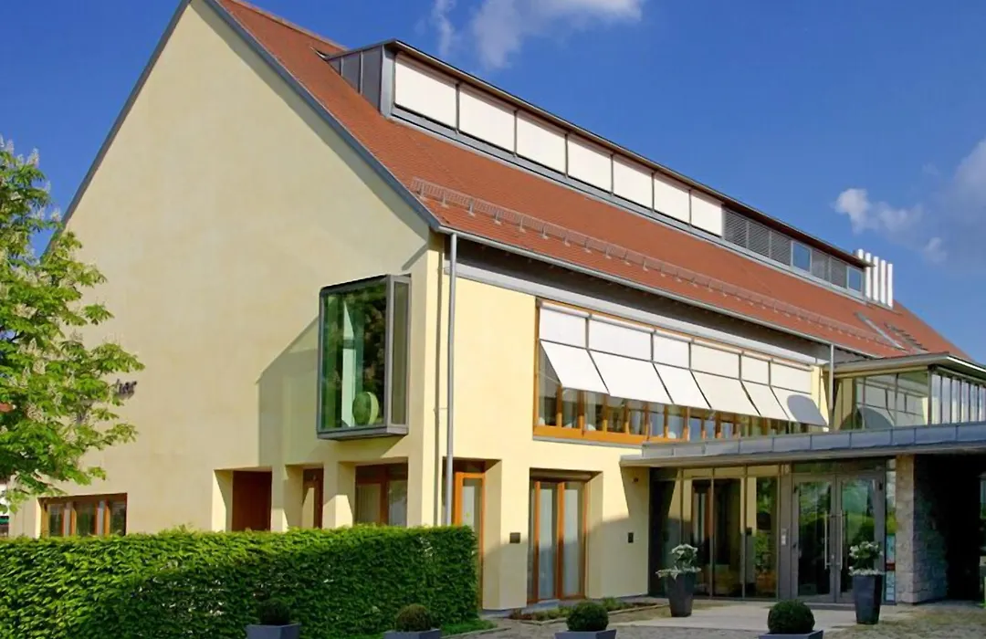 Hotel Oberschwaebischer Hof-1