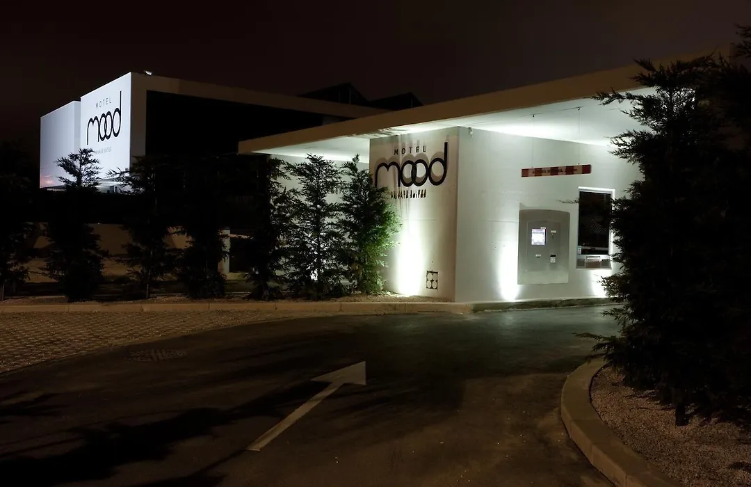 Mood - Private Suites-1